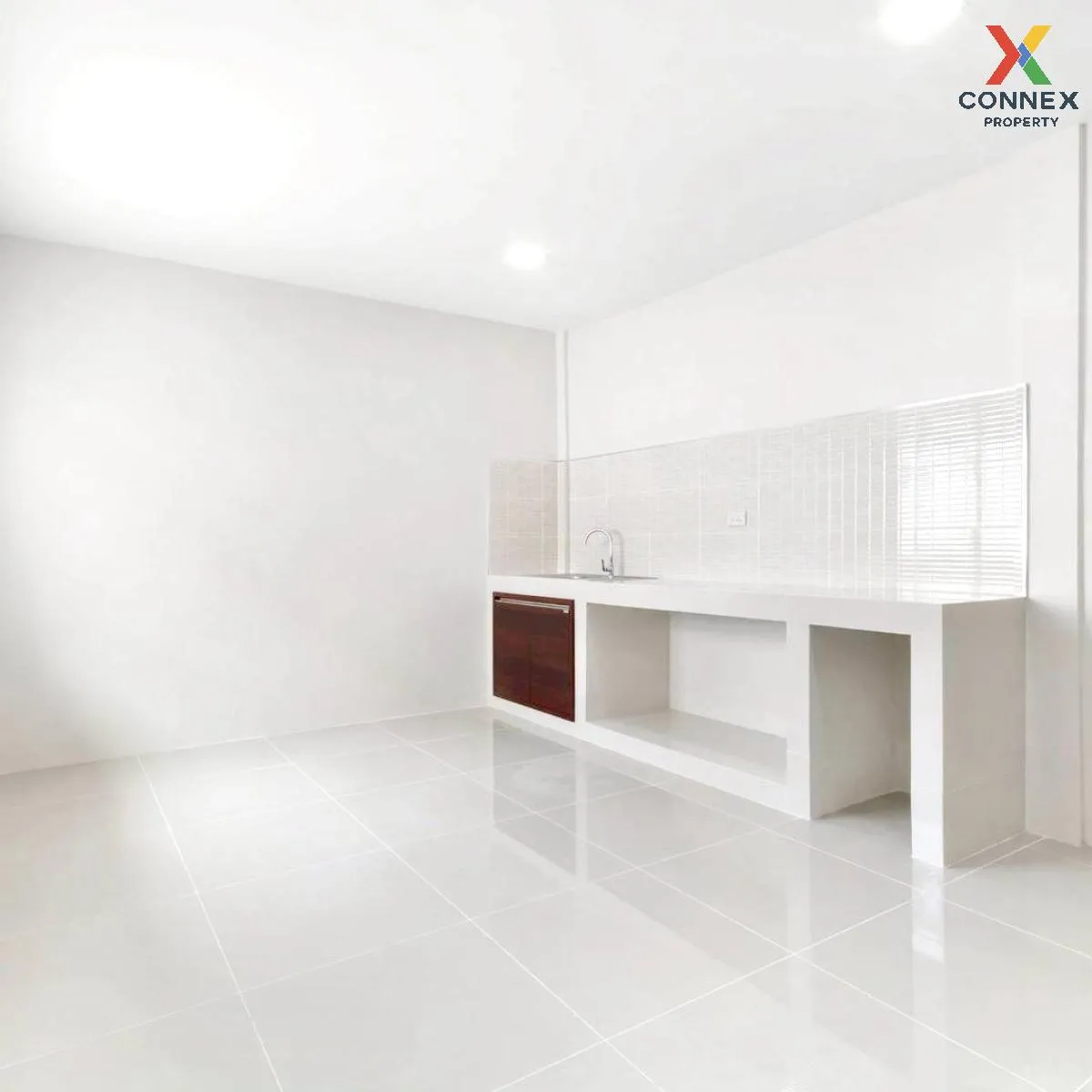 ขายทาวน์เฮ้าส์/ทาวน์โฮม  บ้านลานทอง หน้ากว้าง รีโนเวทใหม่ บางพูด 