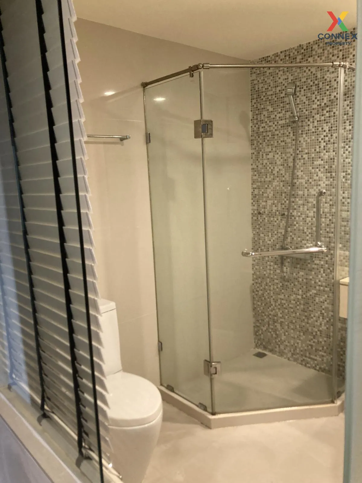 เช่าคอนโด  เดอะ ราชดำริ BTS-สถานีราชดำริ ทุ่งมหาเมฆ เขต ปทุมวัน ก