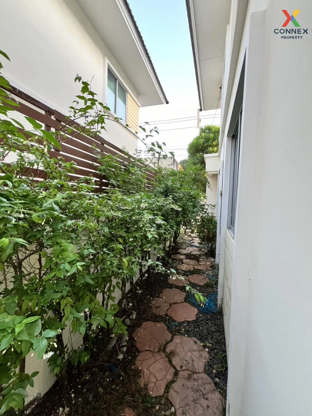 For Sale House , Wisatesuknakorn Phase 2 , wide frontage , Phanth 4