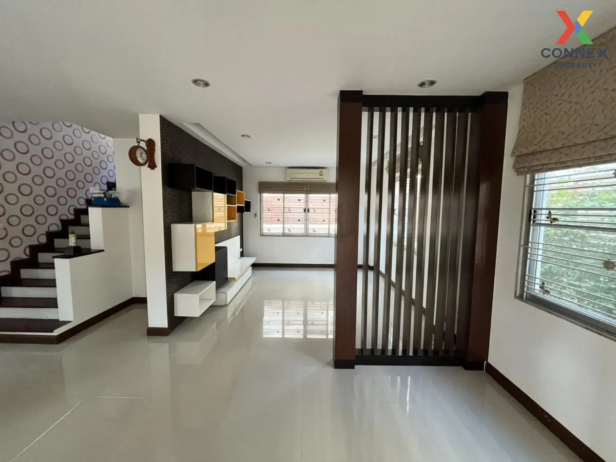 For Sale House , Wisatesuknakorn Phase 2 , wide frontage , Phanth