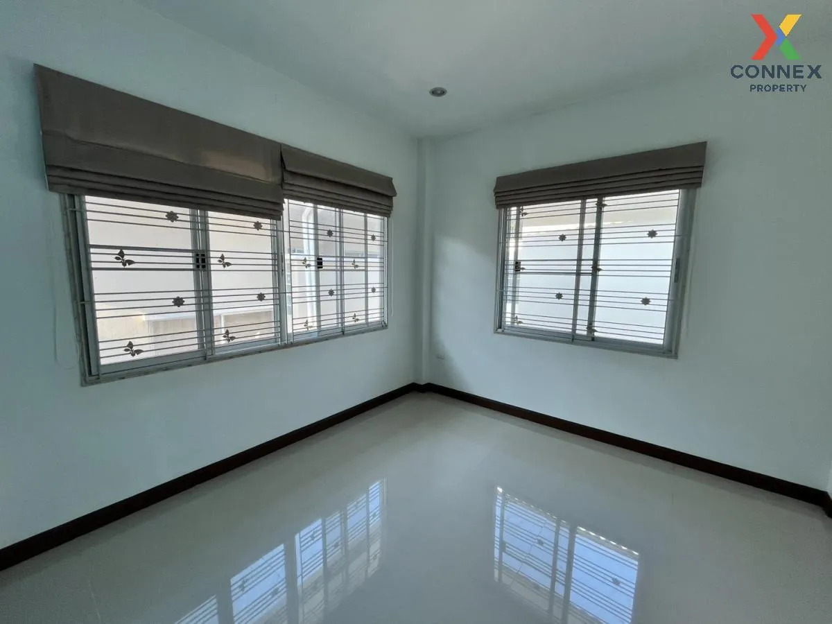 For Sale House , Wisatesuknakorn Phase 2 , wide frontage , Phanth