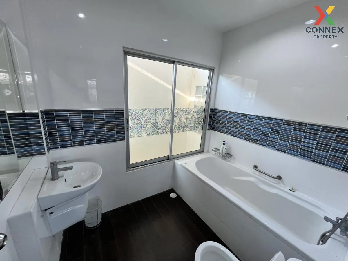 For Sale House , Wisatesuknakorn Phase 2 , wide frontage , Phanth