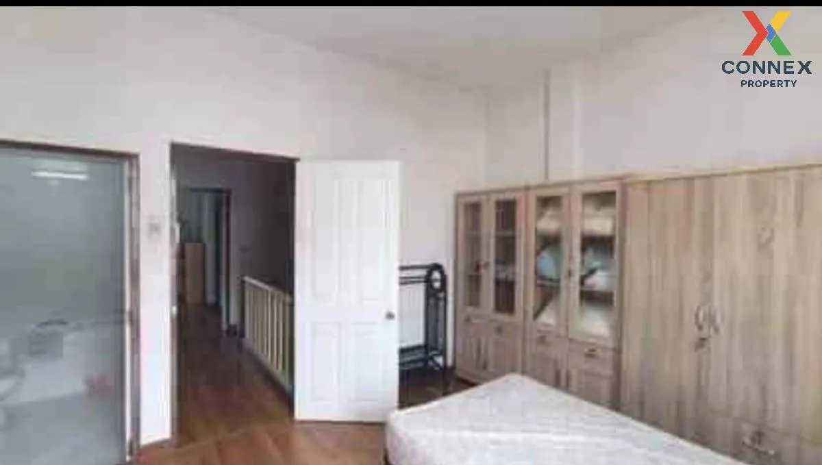 ขายทาวน์โฮม 3.5 ชั้น บ้านกลางเมือง แยกรัชดา-ลาดพร้าว ห้องมุม   CX ขายทาวน์โฮม 3.5 ชั้น บ้านกลางเมือง แยกรัชดา-ลาดพร้าว ห้องมุม   CX