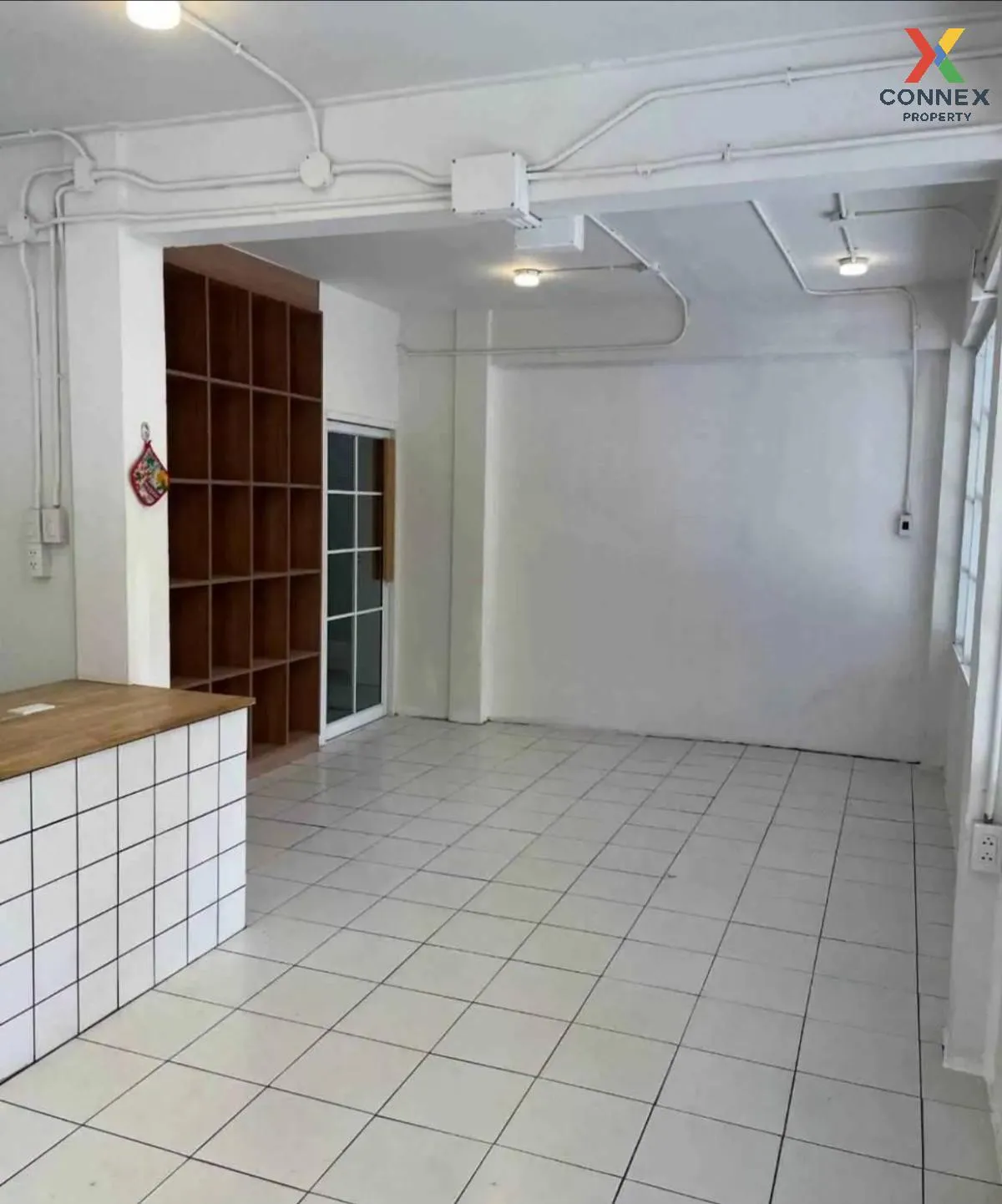 For Sale  3-storey commercial building, Soi Prachasongkhro 29, ne