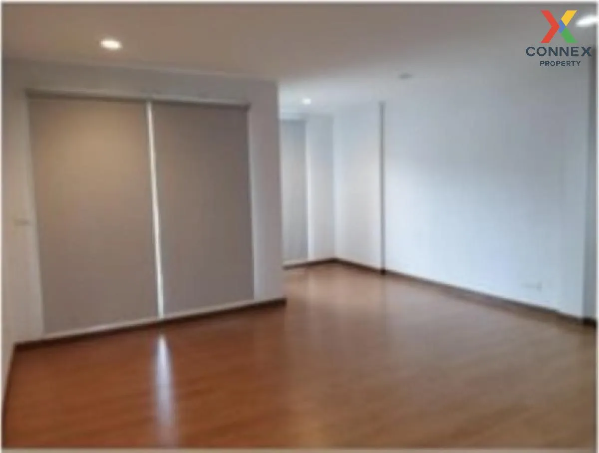 ขายทาวน์เฮ้าส์/ทาวน์โฮม  บ้านกลางเมือง สาทร - ตากสิน 2 บางค้อ เขต ขายทาวน์เฮ้าส์/ทาวน์โฮม  บ้านกลางเมือง สาทร - ตากสิน 2 บางค้อ เขต