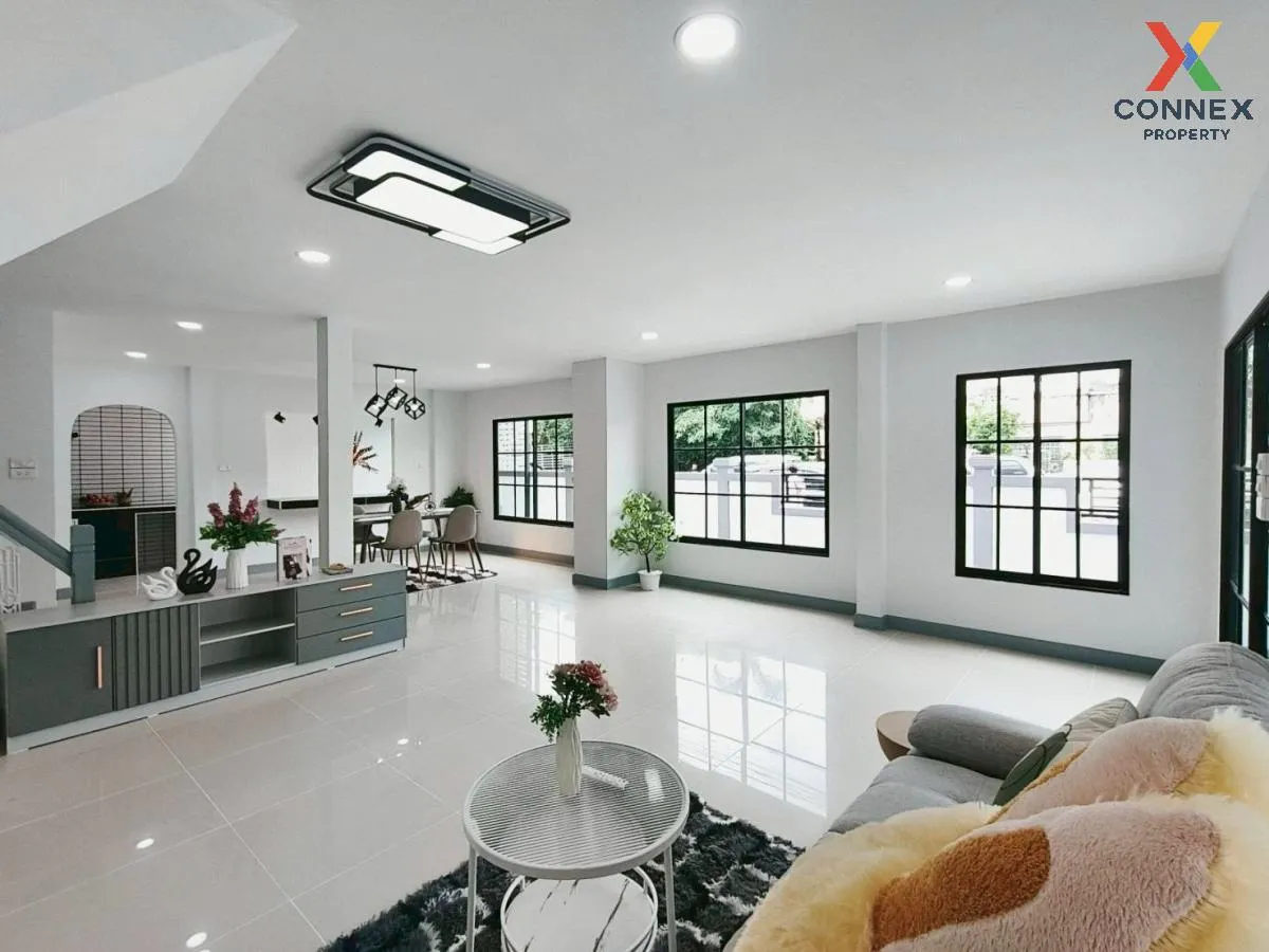 ขายทาวน์เฮ้าส์/ทาวน์โฮม  เค.ซี. รามอินทรา 6 หน้ากว้าง รีโนเวทใหม่ ขายทาวน์เฮ้าส์/ทาวน์โฮม  เค.ซี. รามอินทรา 6 หน้ากว้าง รีโนเวทใหม่