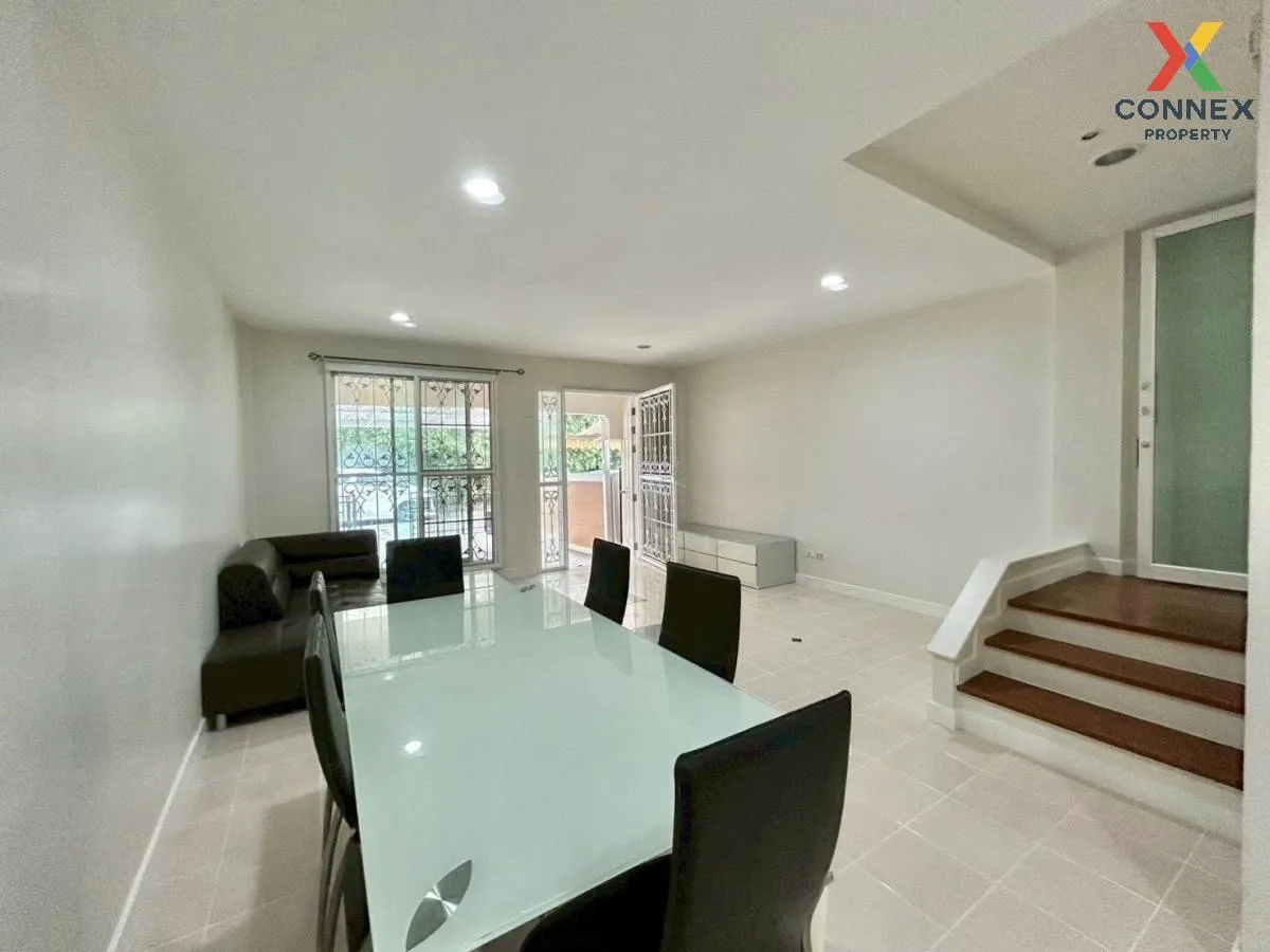 ขายทาวน์เฮ้าส์/ทาวน์โฮม  บ้านกลางเมือง เดอะ ปารีส พระราม 9-รามคำแ 3