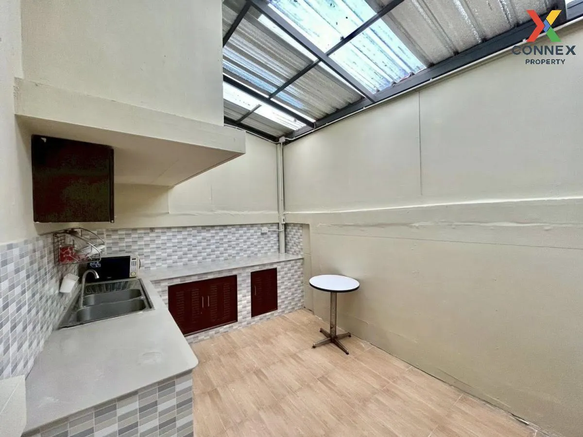 ขายทาวน์เฮ้าส์/ทาวน์โฮม  บ้านกลางเมือง เดอะ ปารีส พระราม 9-รามคำแ 4