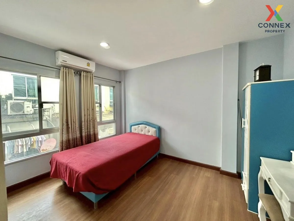 ขายทาวน์เฮ้าส์/ทาวน์โฮม  บ้านกลางเมือง เดอะ ปารีส พระราม 9-รามคำแ