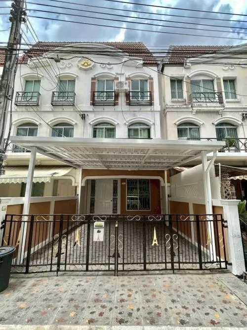 For Rent Townhouse/Townhome  , Baan Klang Muang The Paris Rama 9-Ramkamhaeng , Saphan Sung , Saphan Sung , Bangkok , CX-133517