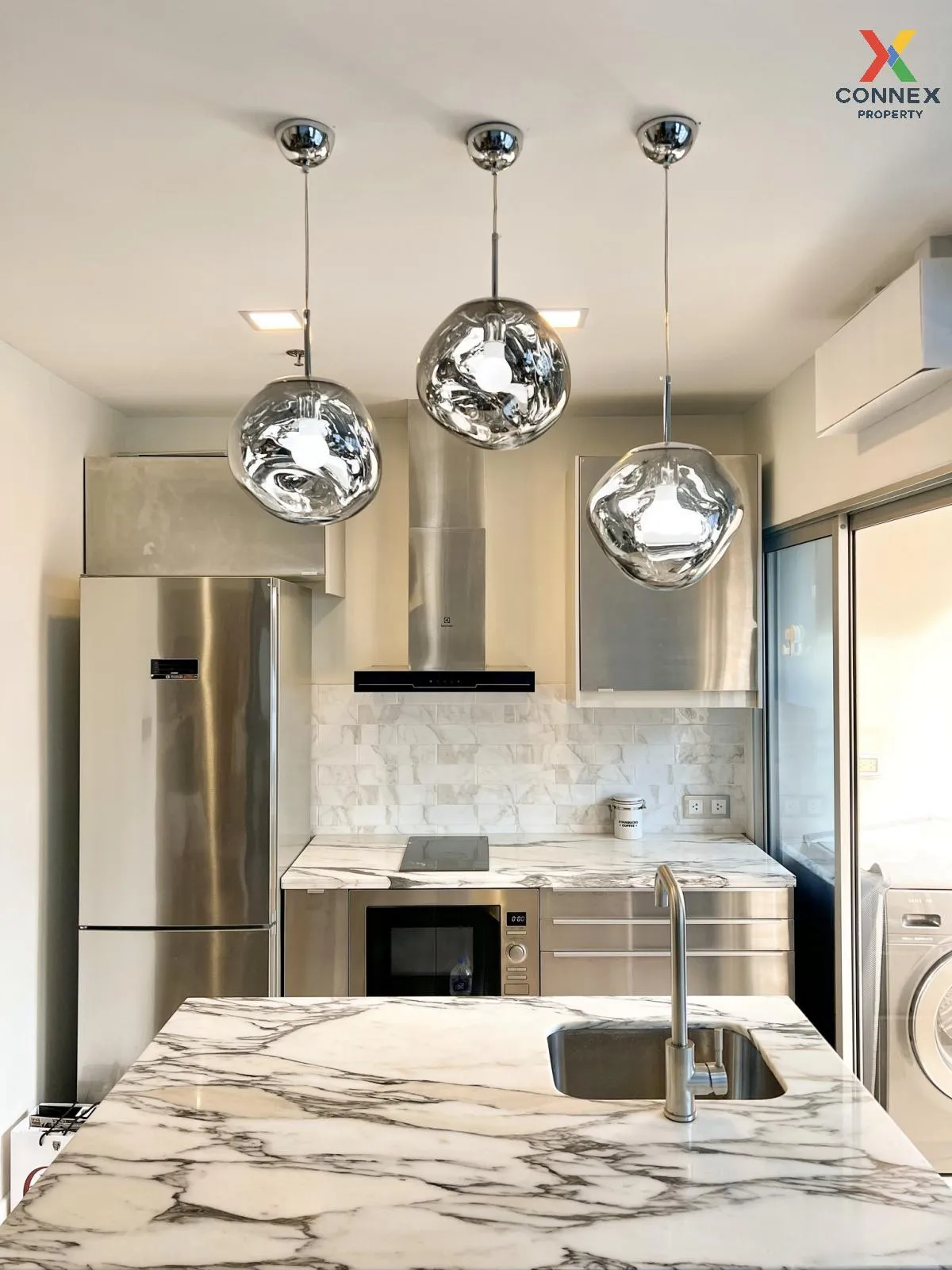 ขายคอนโด  คอนโด วัน เอ็กซ์ สุขุมวิท 26 วิวสวย ชั้นสูง รีโนเวทใหม่