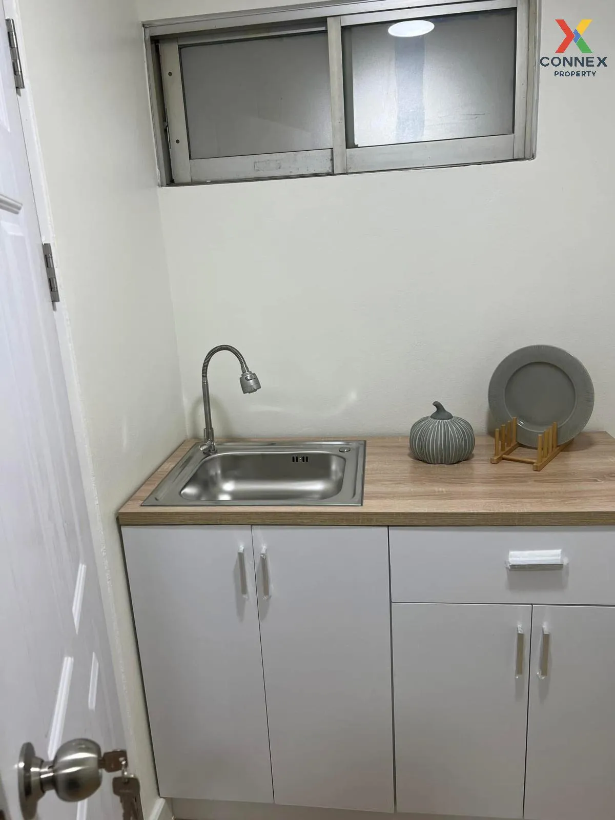 ขายคอนโด  ลุมพินี เซ็นเตอร์ ลาดพร้าว 111 MRT-ลาดพร้าว 101 (สายสีเ 4