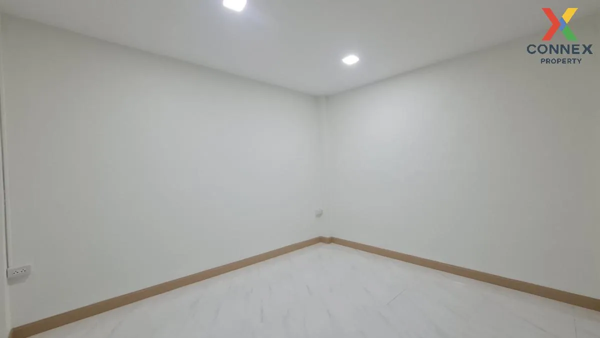 For Sale Townhouse/Townhome  , Sinthanee 1 Nawamin 93 , Nawamin , For Sale Townhouse/Townhome  , Sinthanee 1 Nawamin 93 , Nawamin ,