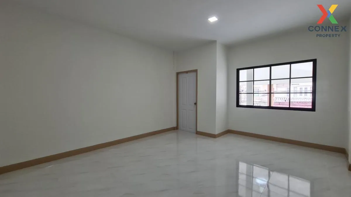 For Sale Townhouse/Townhome  , Sinthanee 1 Nawamin 93 , Nawamin , For Sale Townhouse/Townhome  , Sinthanee 1 Nawamin 93 , Nawamin ,