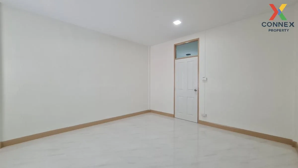 For Sale Townhouse/Townhome  , Sinthanee 1 Nawamin 93 , Nawamin , For Sale Townhouse/Townhome  , Sinthanee 1 Nawamin 93 , Nawamin ,