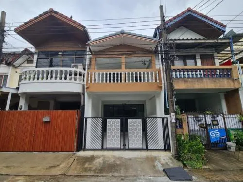 For Sale Townhouse/Townhome  , Sinthanee 1 Nawamin 93 , Nawamin , Bung Kum , Bangkok , CX-133617