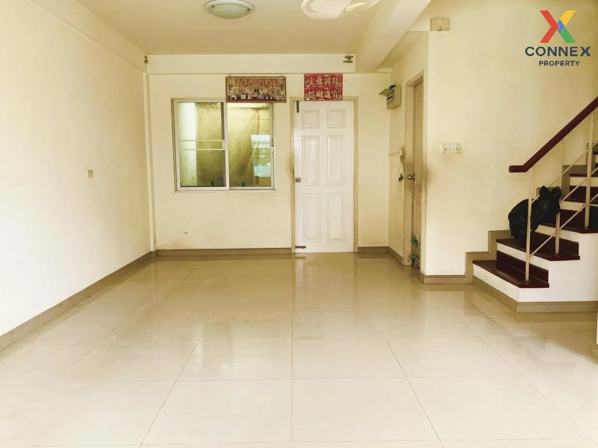 For Rent Townhouse/Townhome  , Supalai Ville Sukhumvit - Srinakar 3