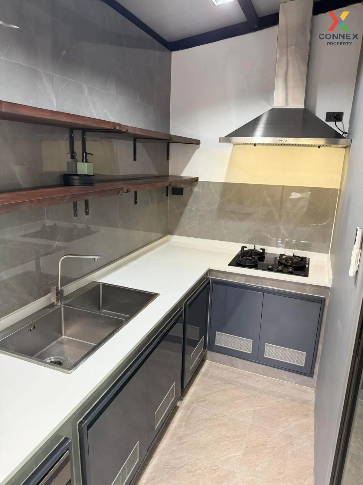 For Sale Townhouse/Townhome  , Baan Klang Muang Sukhumvit - Onnut