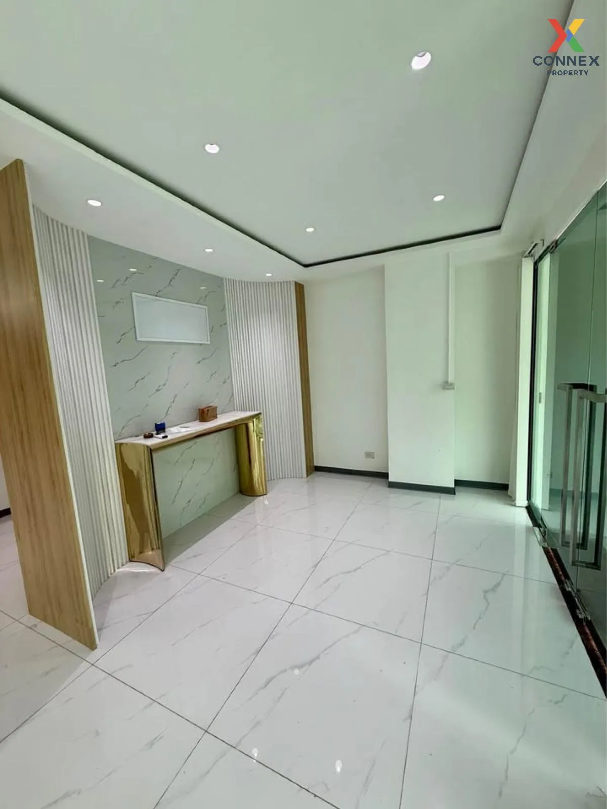 For Sale Townhouse/Townhome  , B-Square Rama 9 - Mengjai , newly  For Sale Townhouse/Townhome  , B-Square Rama 9 - Mengjai , newly  2