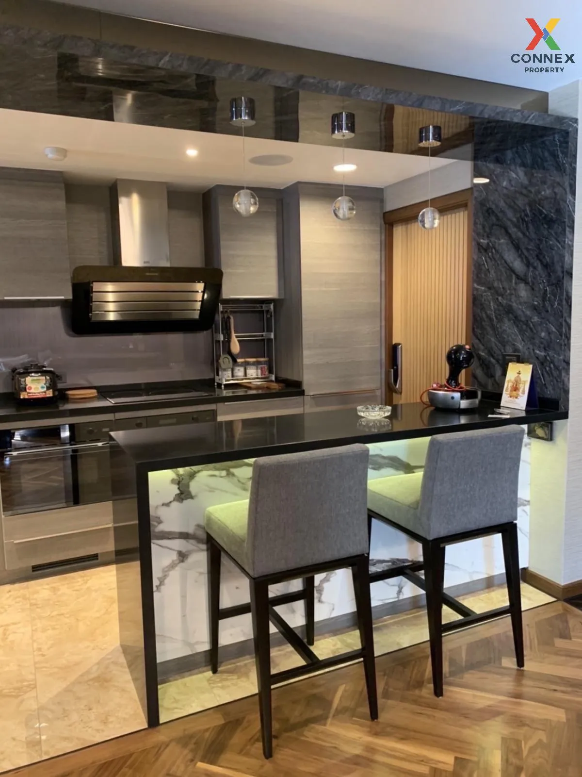 ขายคอนโด  เพิร์ล การ์เด้น สาทร สีลม เขต บางรัก กรุงเทพ CX-133750 ขายคอนโด  เพิร์ล การ์เด้น สาทร สีลม เขต บางรัก กรุงเทพ CX-133750