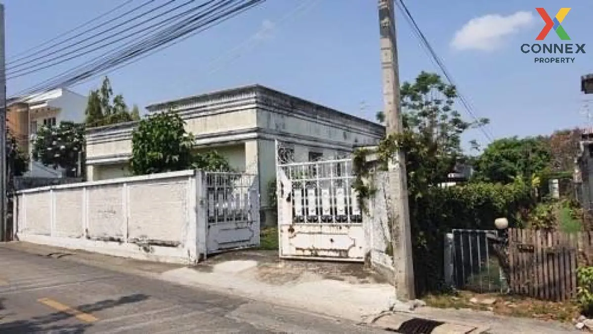 For Sale Land and house,Sukhumvit 54 , Phra Khanong Tai , Phra Kh For Sale Land and house,Sukhumvit 54 , Phra Khanong Tai , Phra Kh