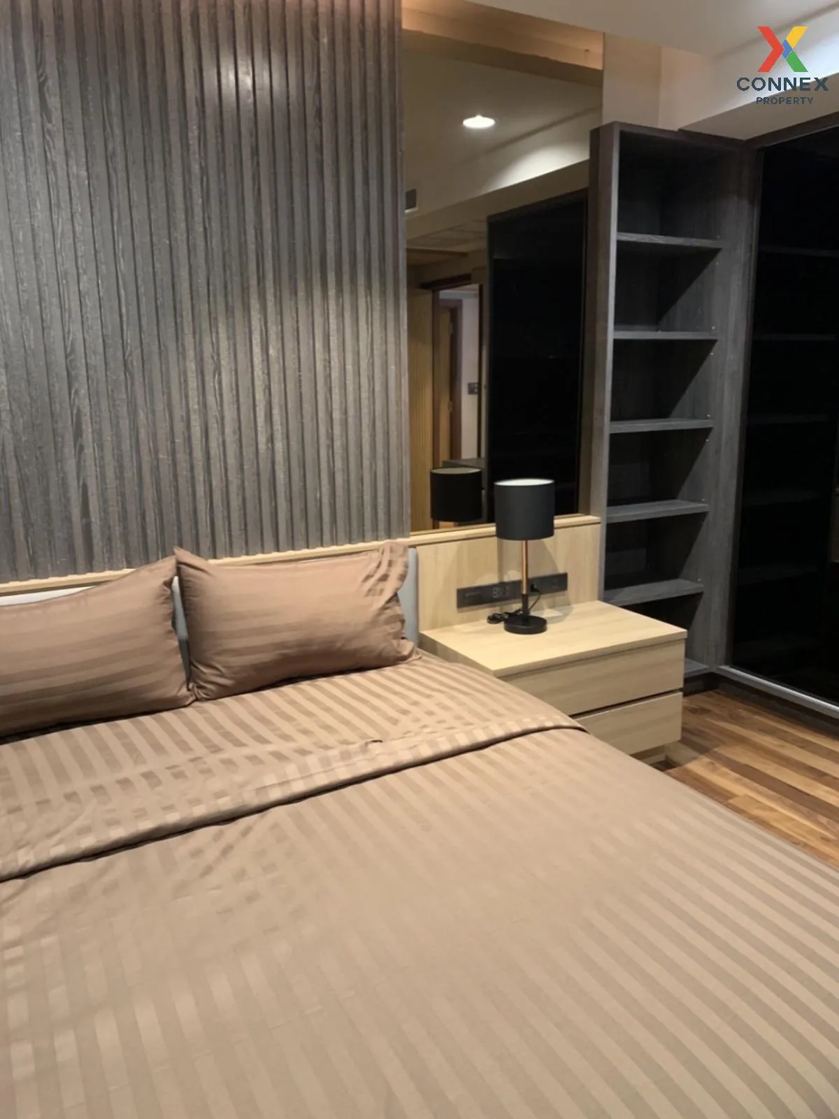 เช่าคอนโด  เพิร์ล การ์เด้น สาทร สีลม เขต บางรัก กรุงเทพ CX-133755 เช่าคอนโด  เพิร์ล การ์เด้น สาทร สีลม เขต บางรัก กรุงเทพ CX-133755