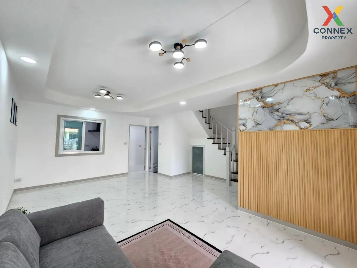 ขายทาวน์เฮ้าส์/ทาวน์โฮม  บ้านพฤกษา 33 บางบัวทอง รีโนเวทใหม่ บางคู 4