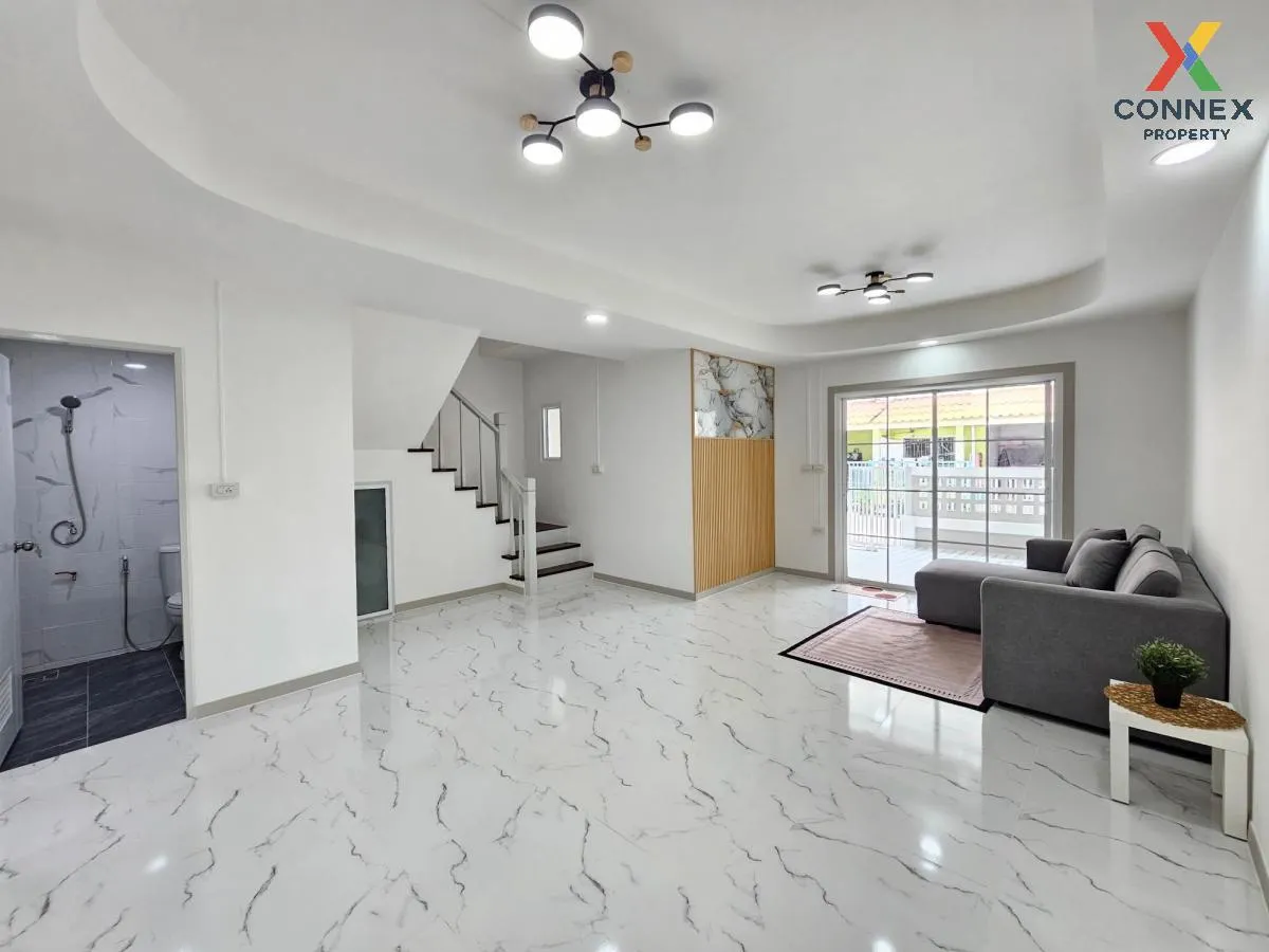 ขายทาวน์เฮ้าส์/ทาวน์โฮม  บ้านพฤกษา 33 บางบัวทอง รีโนเวทใหม่ บางคู