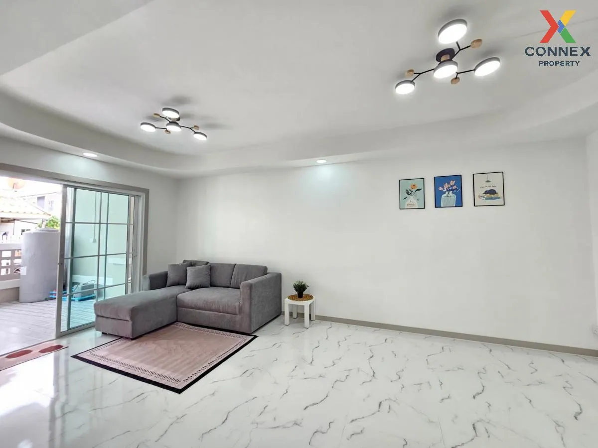 ขายทาวน์เฮ้าส์/ทาวน์โฮม  บ้านพฤกษา 33 บางบัวทอง รีโนเวทใหม่ บางคู