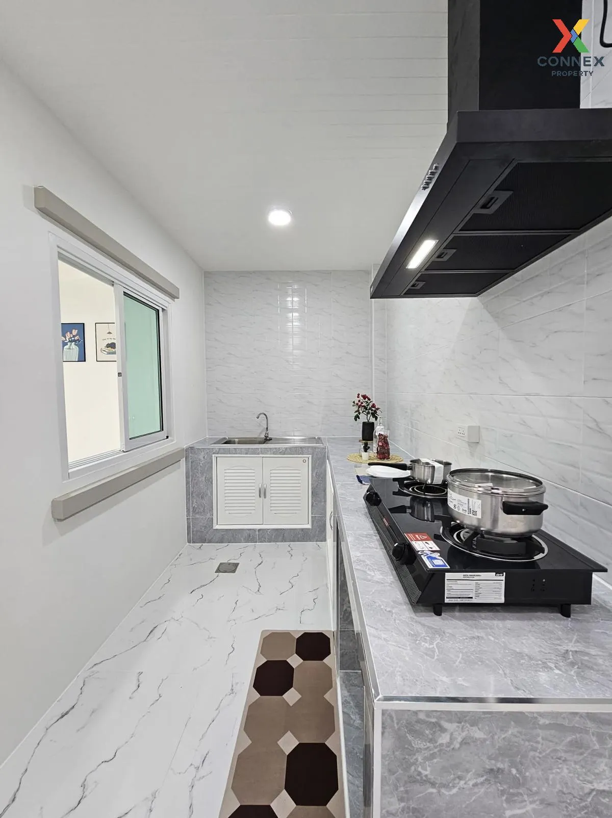 ขายทาวน์เฮ้าส์/ทาวน์โฮม  บ้านพฤกษา 33 บางบัวทอง รีโนเวทใหม่ บางคู