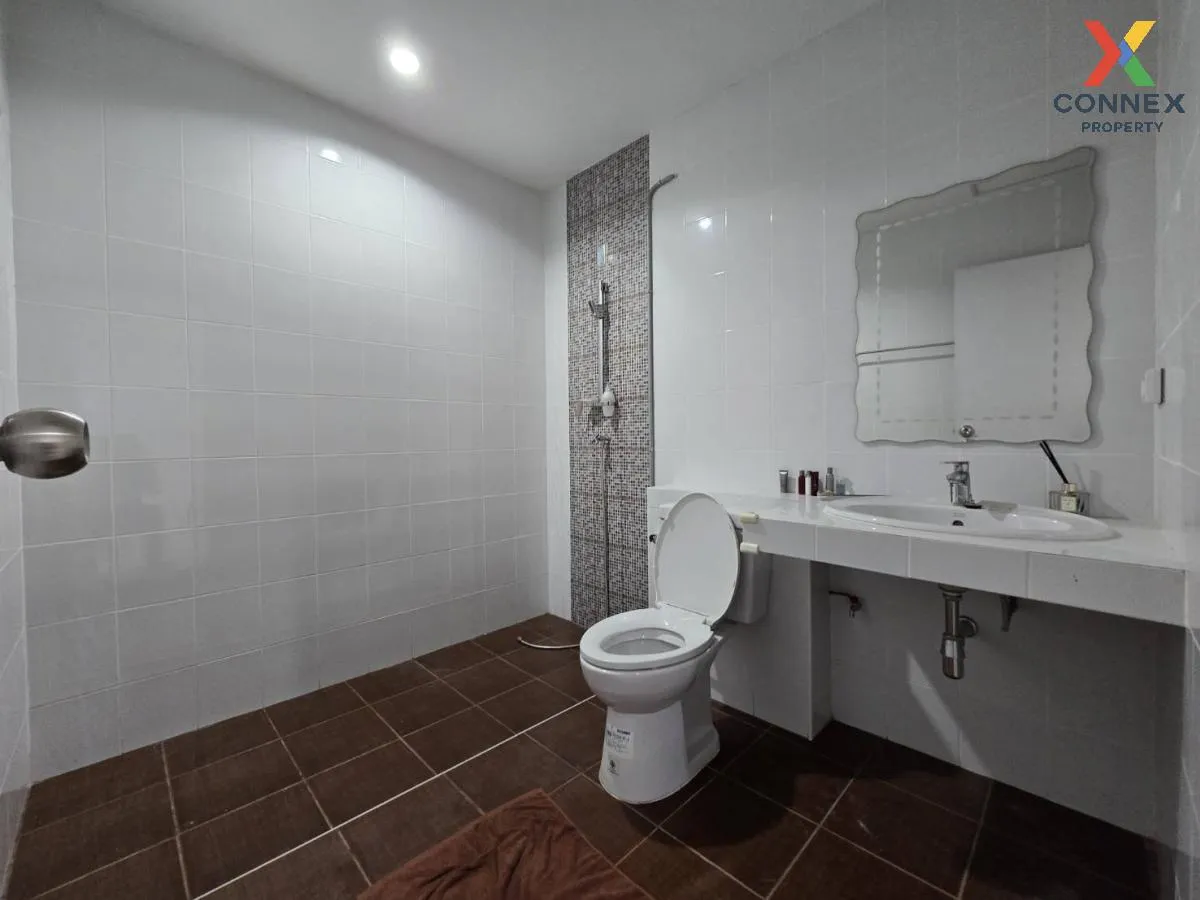 ขายทาวน์เฮ้าส์/ทาวน์โฮม  อนินทาวน์ เทียนทะเล 7 ชั้นสูง แสมดำ เขต 