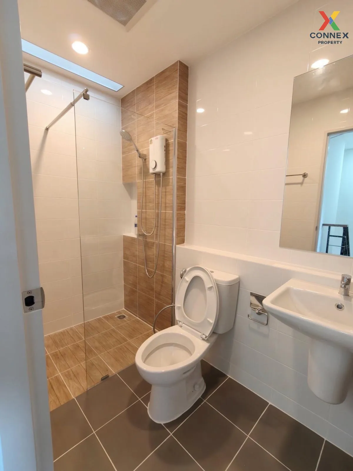 เช่าทาวน์เฮ้าส์/ทาวน์โฮม  พลีโน่ สุขุมวิท - บางนา 2 บางพลี บางพลี