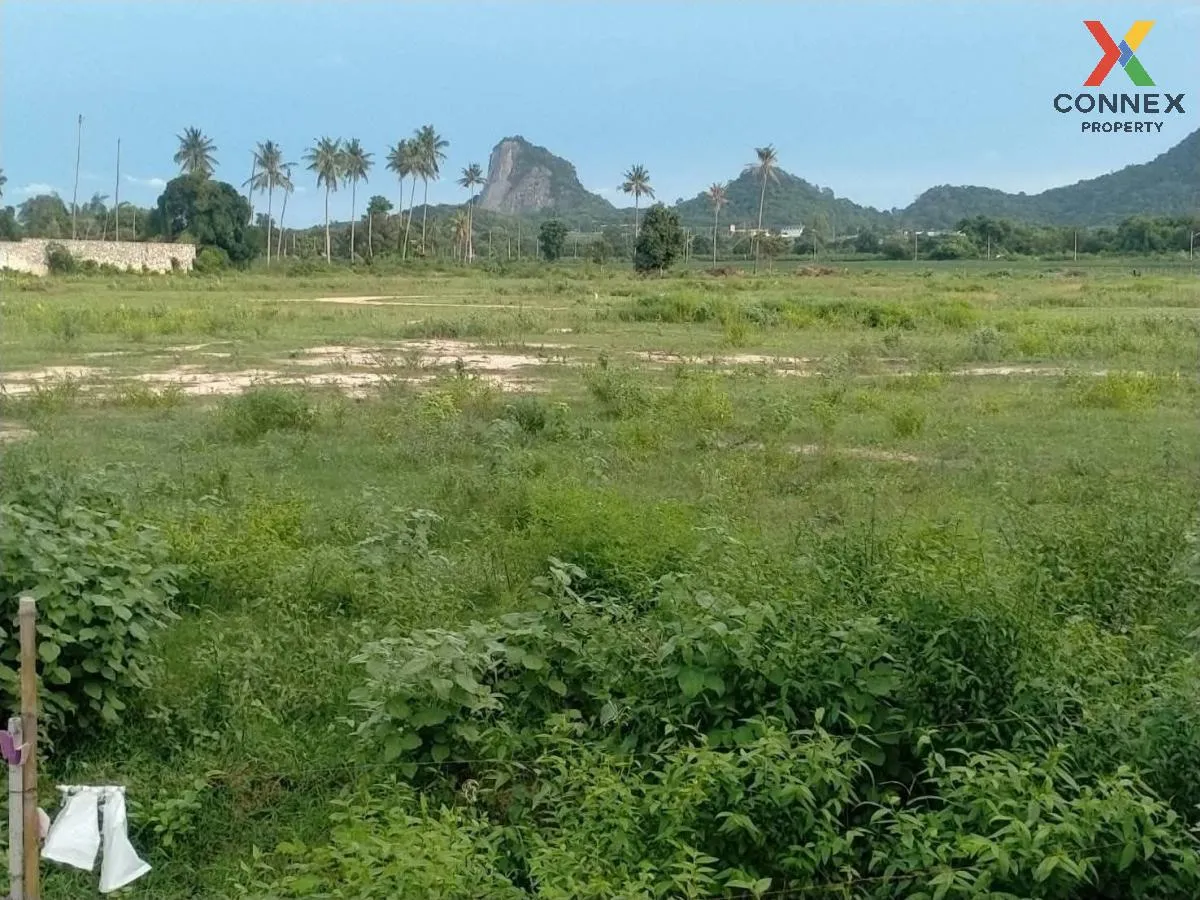 For Sale: Vacant Land, 54 Rai, Adjacent to Viharn Sien, Sattahip  For Sale: Vacant Land, 54 Rai, Adjacent to Viharn Sien, Sattahip  2