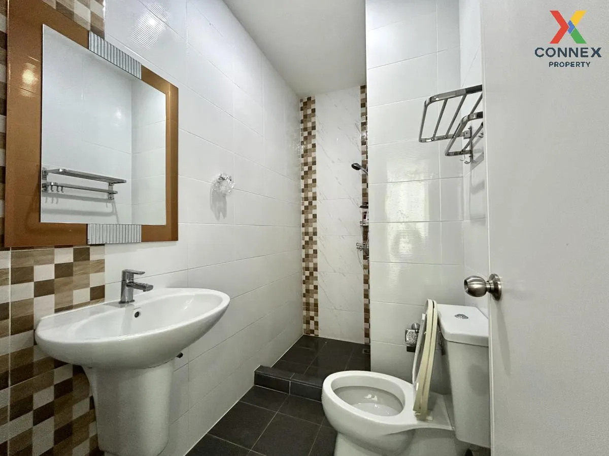 ขายทาวน์เฮ้าส์/ทาวน์โฮม  โกลเด้น นีโอ ฉะเชิงเทรา - บ้านโพธิ์ บางก