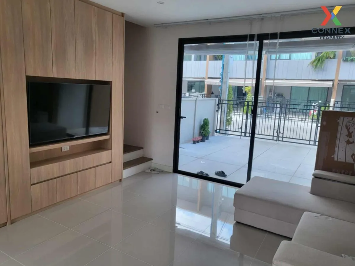 For Sale Townhouse/Townhome  , Baan Klang Muang Sukhumvit - Onnut 1