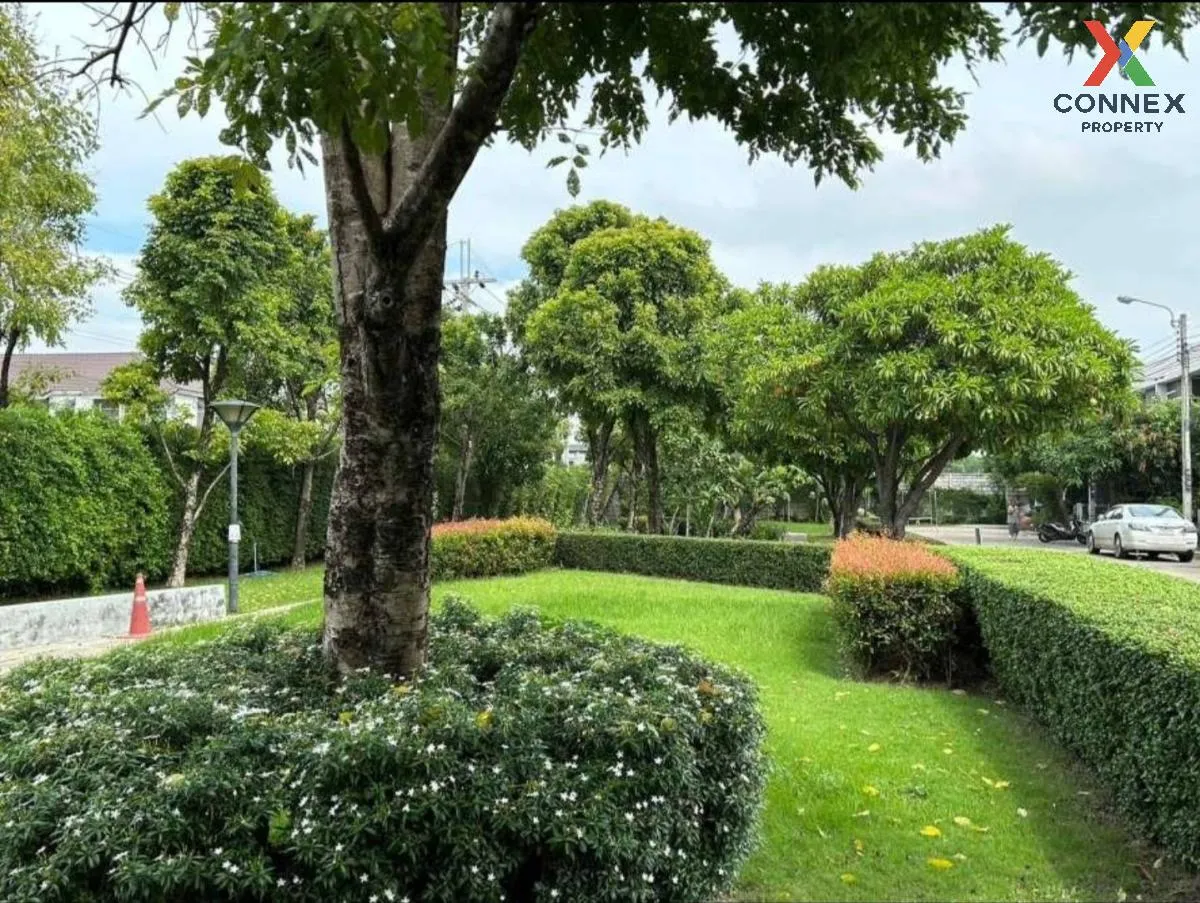 For Rent Townhouse/Townhome  , The Colors Wongwaen - Ramintra 2 , 3