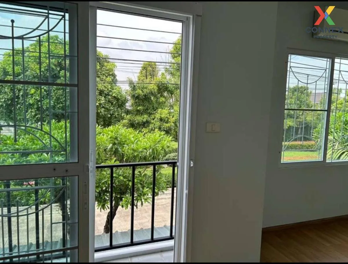 For Rent Townhouse/Townhome  , The Colors Wongwaen - Ramintra 2 ,