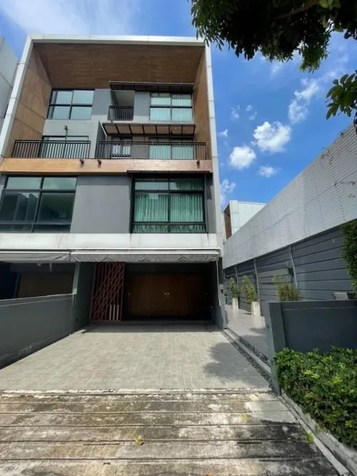 For Sale Townhouse/Townhome  , Arden Ladprao 71 , wide frontage , Lat Phrao , Lat Phrao , Bangkok , CX-133907