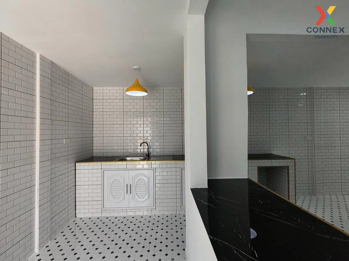 ขายบ้าน  บ้านภัสสร 3 รังสิตคลอง 3 หน้ากว้าง รีโนเวทใหม่ คลองสาม ค ขายบ้าน  บ้านภัสสร 3 รังสิตคลอง 3 หน้ากว้าง รีโนเวทใหม่ คลองสาม ค