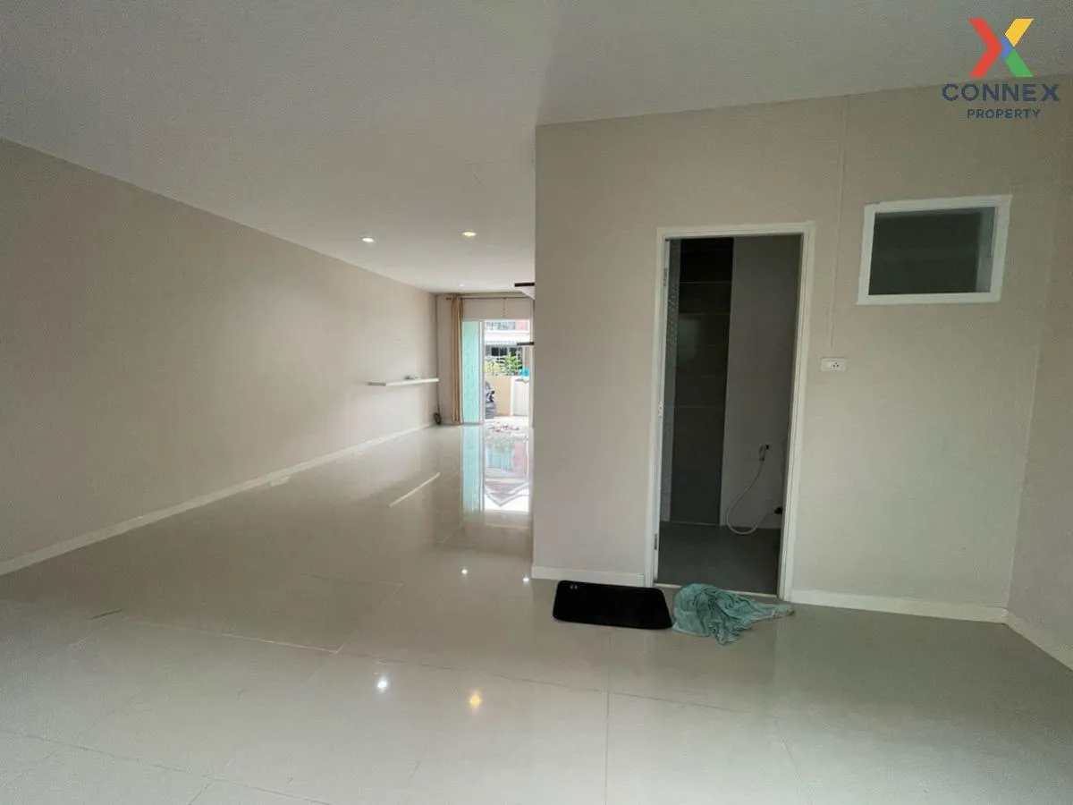 For Sale Townhouse/Townhome  , Banpisan Suvarnabhumi 2/1 Bang Cha For Sale Townhouse/Townhome  , Banpisan Suvarnabhumi 2/1 Bang Cha 4