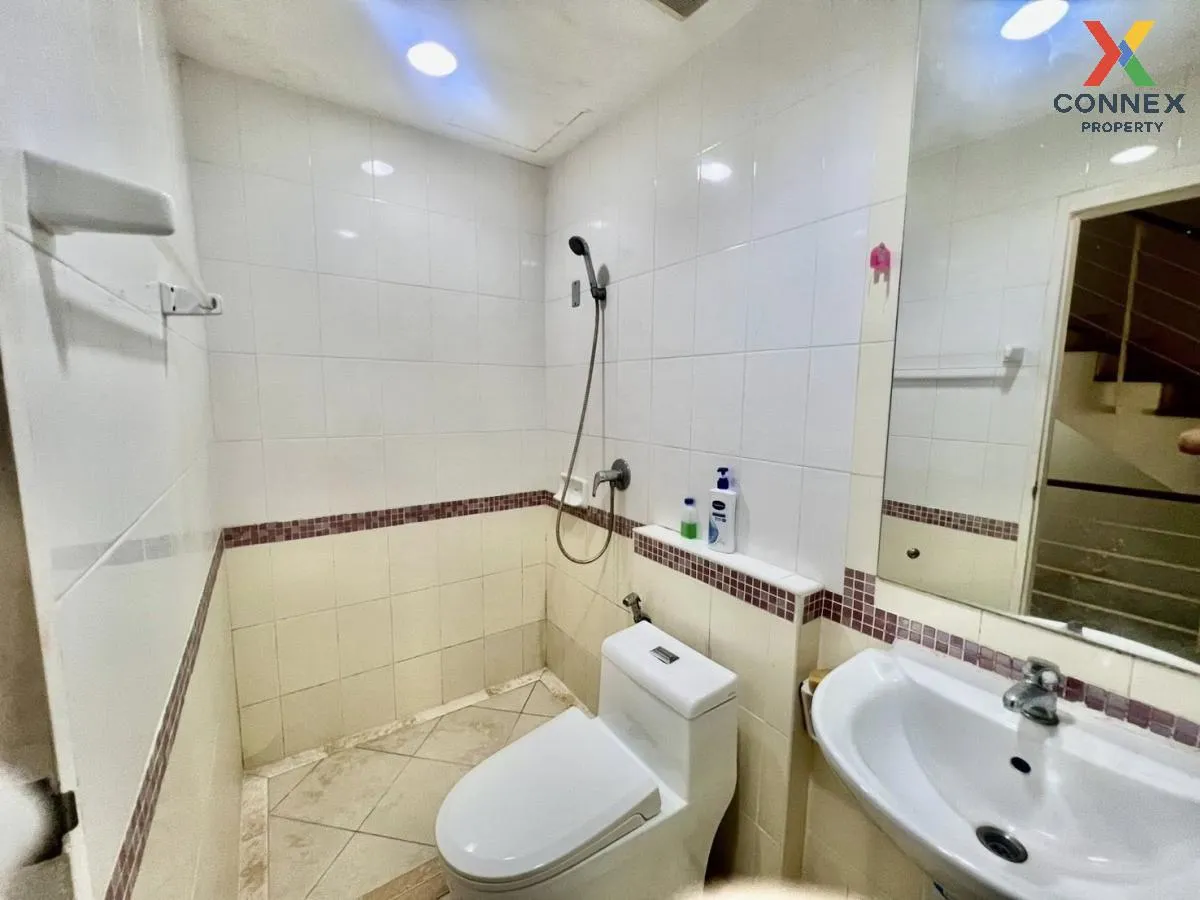 ขายทาวน์เฮ้าส์/ทาวน์โฮม  บ้านกลางเมือง เดอะ ปารีส พระราม 9-รามคำแ