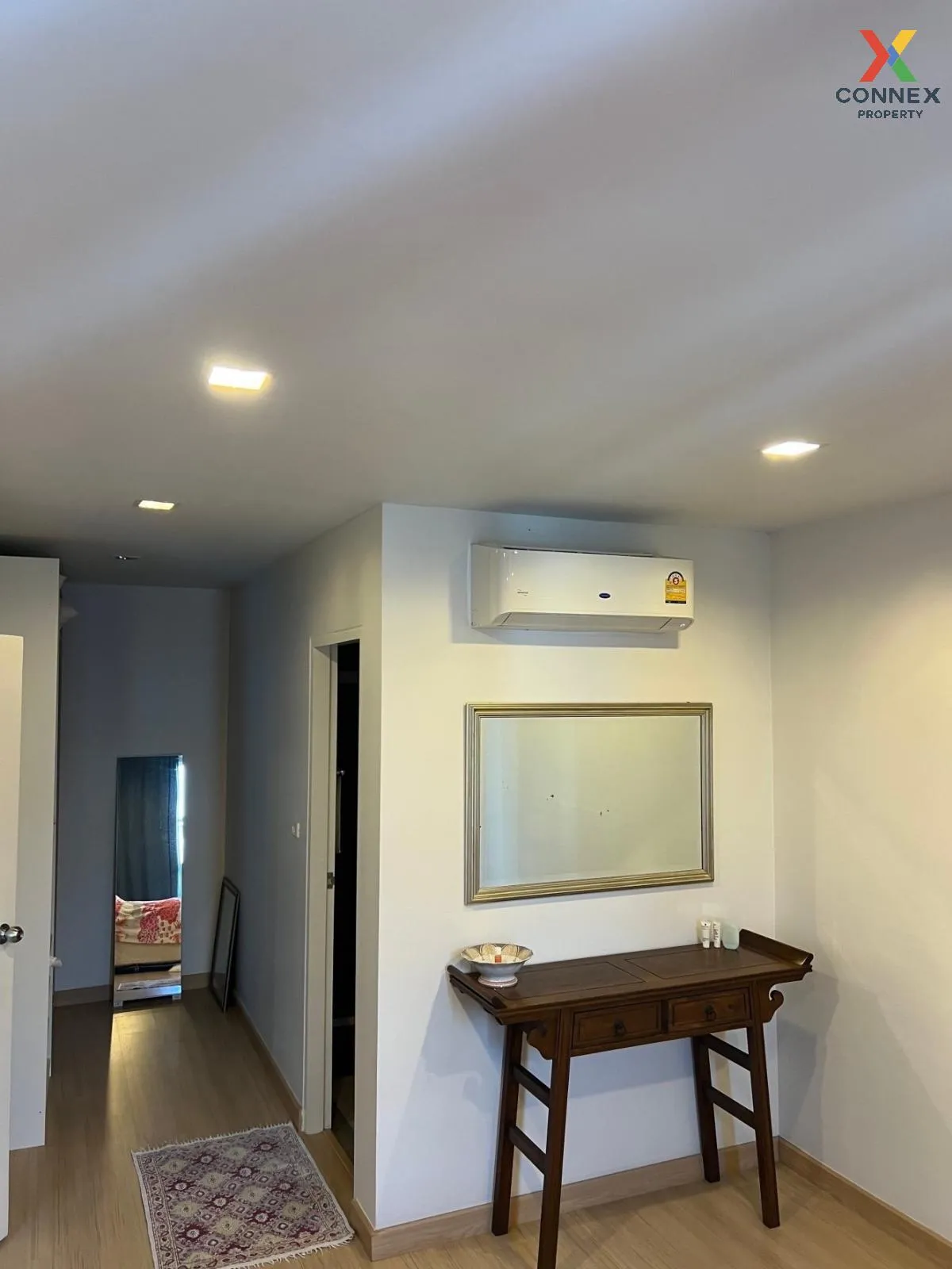 เช่าคอนโด  สาทร พลัส ออน เดอะ พอนด์ MRT-คลองเตย บางโพงพาง เขต ยาน