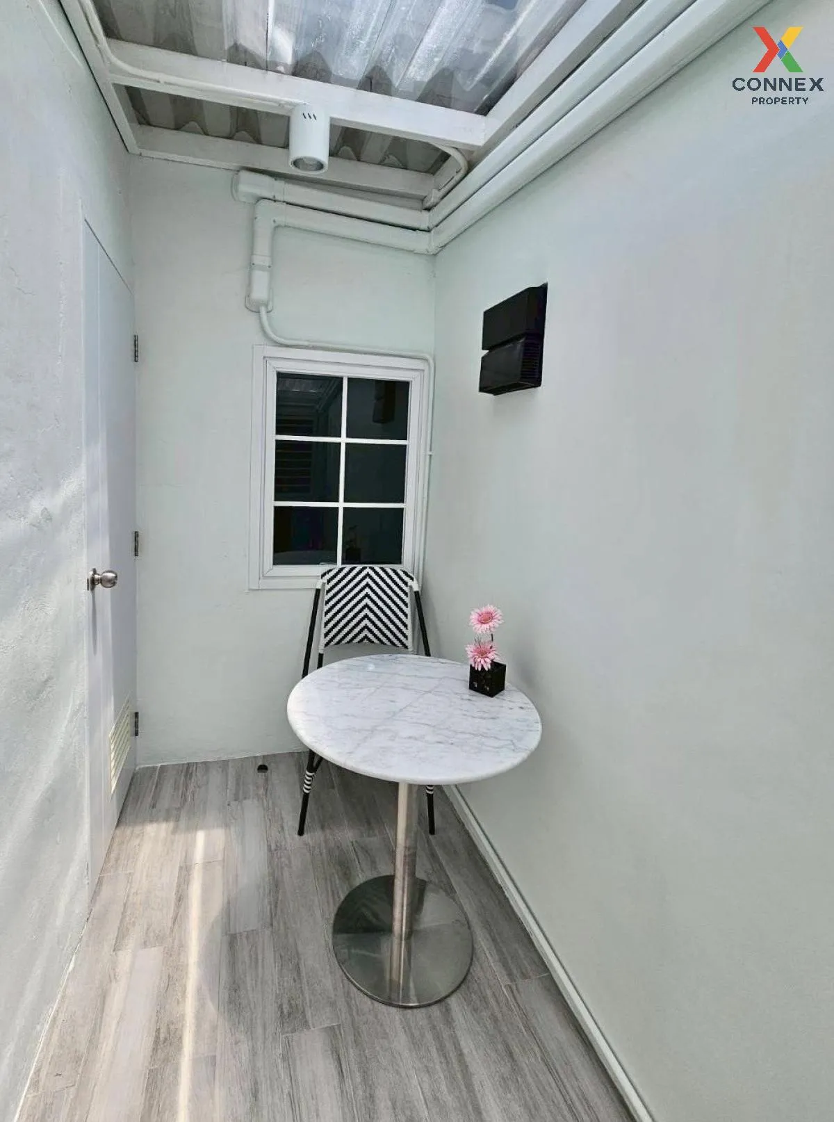 เช่าอาคารพาณิชย์ 3 ชั้น พื้นที่ 165 ตารางเมตร ซอยสุขุมวิท 54 พระโ