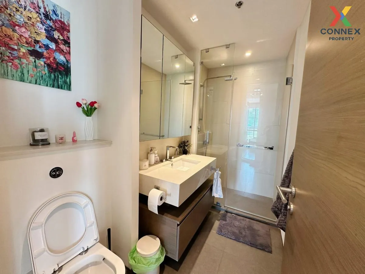 For Rent Condo , The River , nice view , corner unit , river view