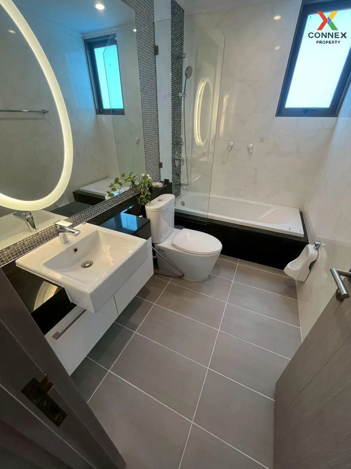 เช่าคอนโด  ศุภาลัย โอเรียนทัล สุขุมวิท 39 MRT-เพชรบุรี คลองตันเหน