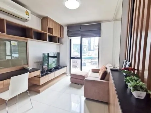 เช่าคอนโด  คอนโด เลอ โคเต้ สุขุมวิท 14 BTS-อโศก คลองเตย เขต คลองเตย กรุงเทพ CX-134110