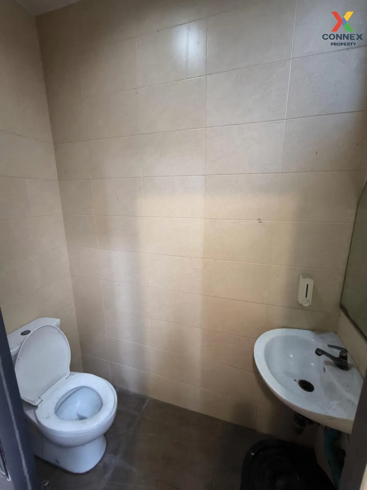 For Sale Home office , Sam Saen Nok , Huai Khwang , Bangkok , CX-