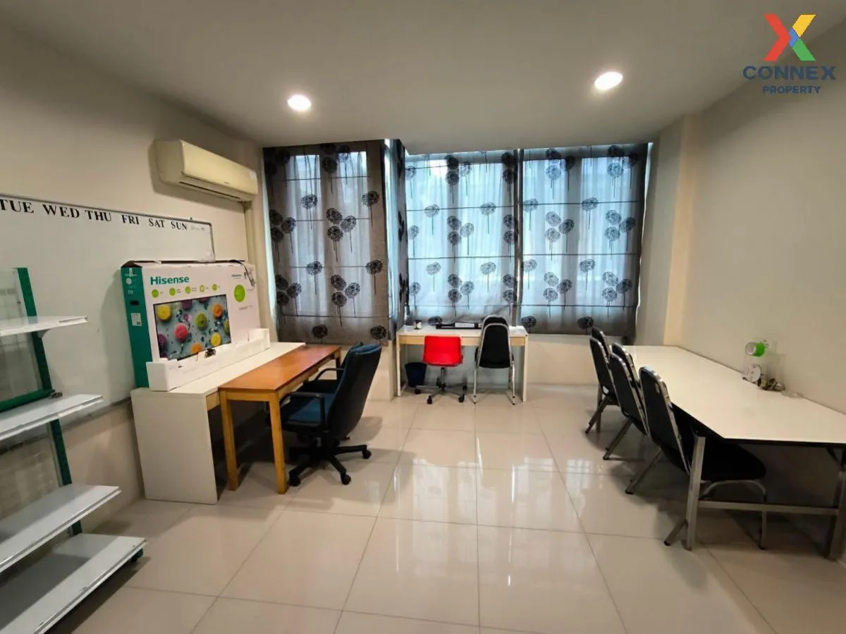For Sale Home office , Sam Saen Nok , Huai Khwang , Bangkok , CX-