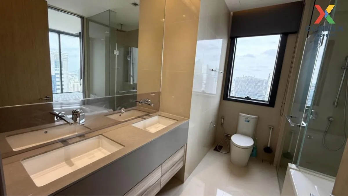 For Rent Condo , The Esse Asoke , nice view , high floor , corner For Rent Condo , The Esse Asoke , nice view , high floor , corner