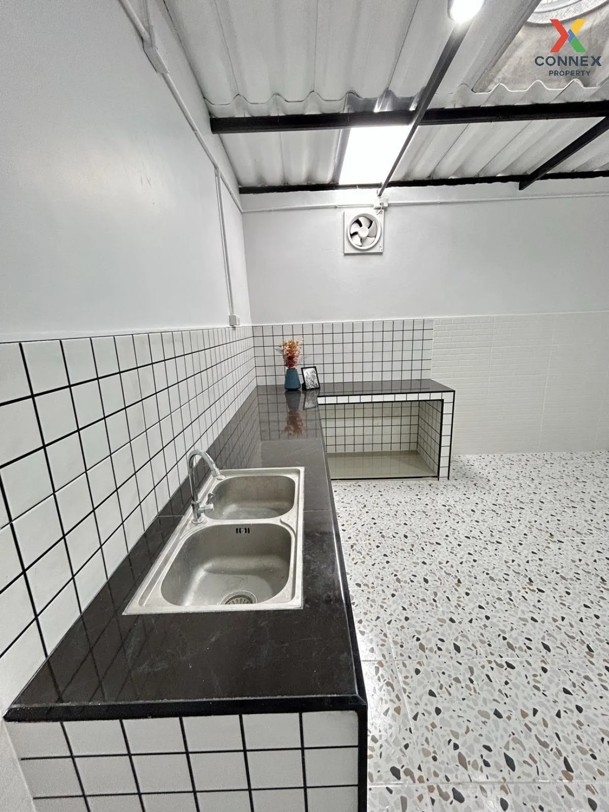 ขายทาวน์เฮ้าส์/ทาวน์โฮม  บ้านศรีเพชร เพชรเกษม 106 รีโนเวทใหม่ หนอ ขายทาวน์เฮ้าส์/ทาวน์โฮม  บ้านศรีเพชร เพชรเกษม 106 รีโนเวทใหม่ หนอ